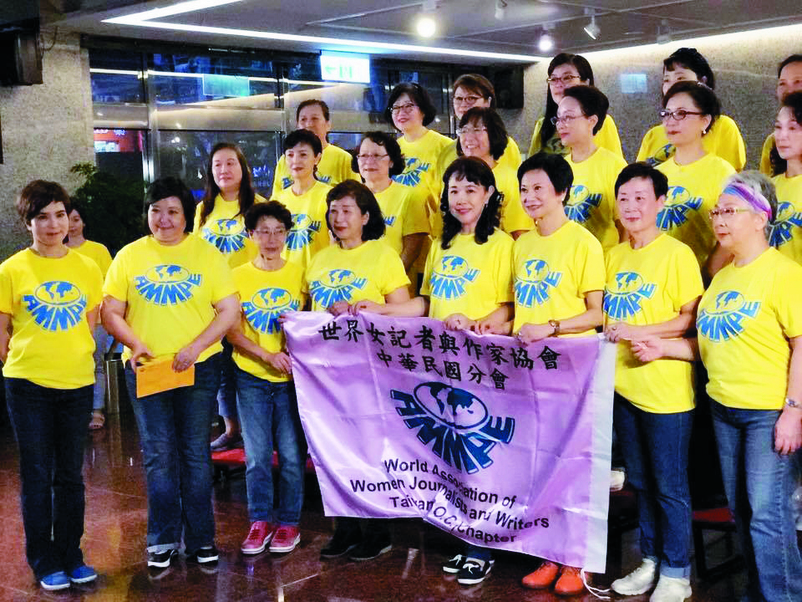 2017歡唱團表演B-4-9-10-IMG_5716.jpg